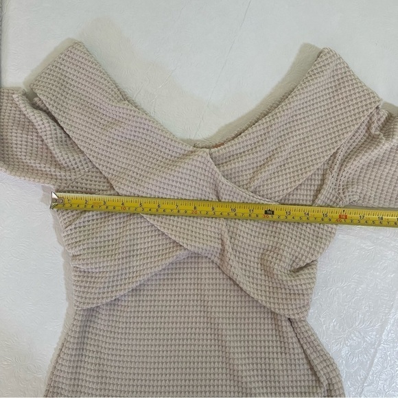 Free People Marley Top Off Shoulder Waffle Knit Oatmeal Cream Large - Picture 11 of 16